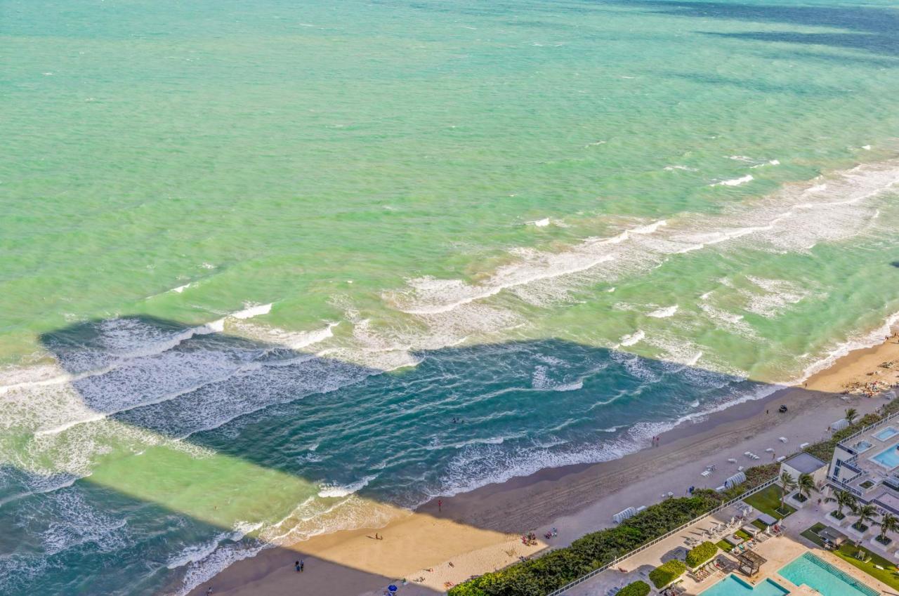Seashore Resort - 2 Bedroom Right On The Beach Direct Ocean-View With Amenities On The Rooftop Голливуд Экстерьер фото